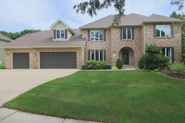 2416 Marshall Ct, Naperville, IL 60565 photo 1