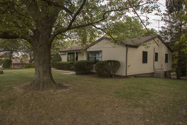 13790 Damen Rd, Morrison, IL 61270 photo 3