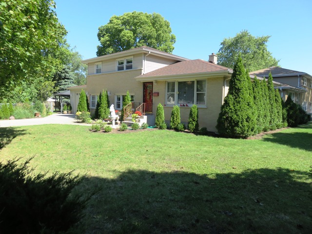 1380 Marcy Ln, Wheeling, IL 60090 photo 2