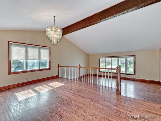 8445 Alden Ln, Darien, IL 60561 photo 6