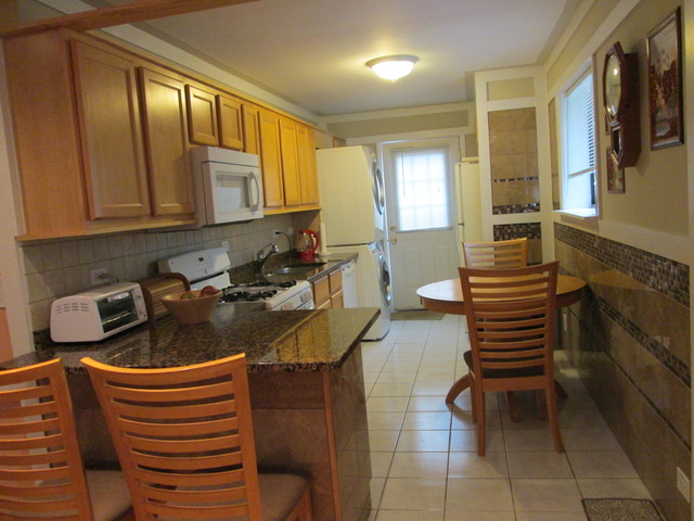 313 E Dennis Rd, Wheeling, IL 60090 photo 6