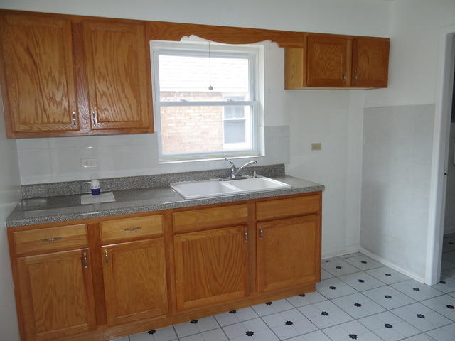 5942 W 60th St, Chicago, IL 60638 photo 7