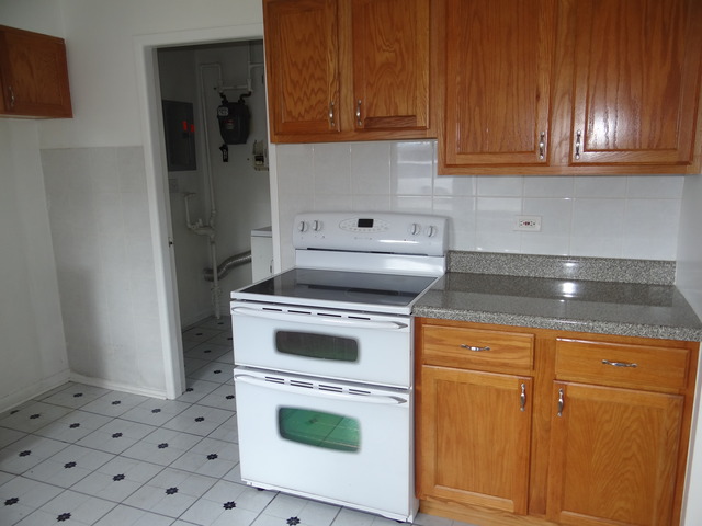 5942 W 60th St, Chicago, IL 60638 photo 6