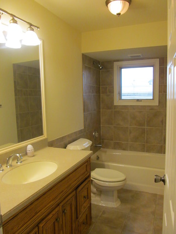 706 Longview Dr, La Grange, IL 60525 photo 9
