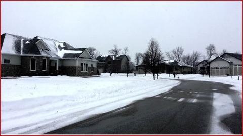 654 Schomer Rd, Aurora, IL 60505 photo 1