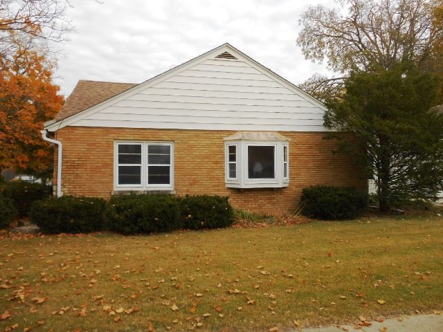 302 E Liberty St, Newark, IL 60541 photo 18
