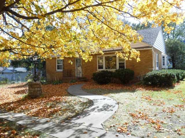 302 E Liberty St, Newark, IL 60541 photo 1