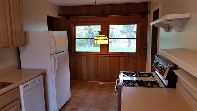 214 Des Plaines Ln, Hoffman Estates, IL 60169 photo 7