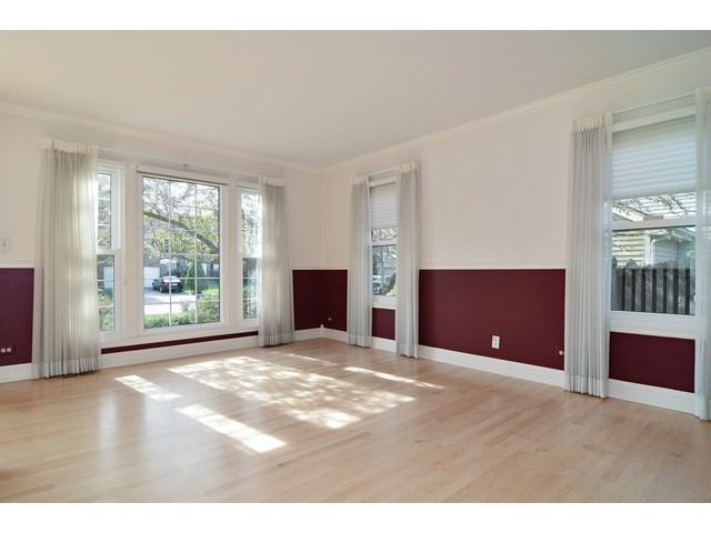 336 Wildberry Ln, Bartlett, IL 60103 photo 3