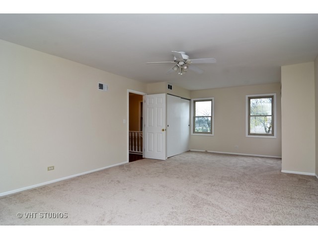 5129 Kingston Dr, Barrington, IL 60010 photo 6