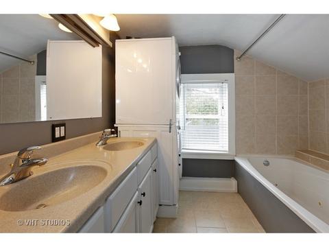 431 E Washington St, Morris, IL 60450 photo 9