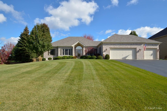 721 Foxglove Dr, Algonquin, IL 60102 photo 2