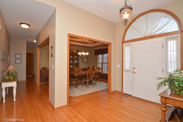 721 Foxglove Dr, Algonquin, IL 60102 photo 9