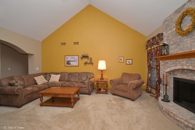 721 Foxglove Dr, Algonquin, IL 60102 photo 13