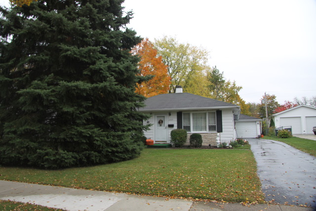 2305 Campbell St, Rolling Meadows, IL 60008 photo 1