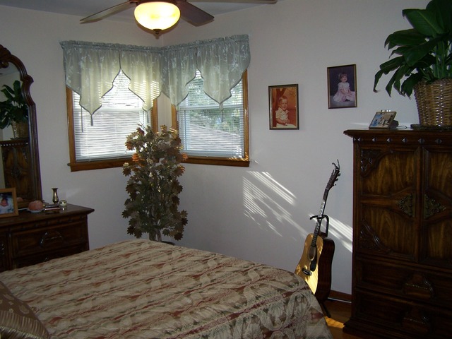 8 N Grant Dr, Addison, IL 60101 photo 10
