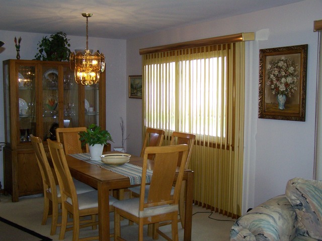 8 N Grant Dr, Addison, IL 60101 photo 6