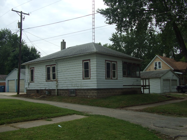 1250 Sheridan St, Kankakee, IL 60901 photo 1