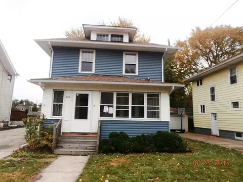 934 5th St, Aurora, IL 60505 photo 1