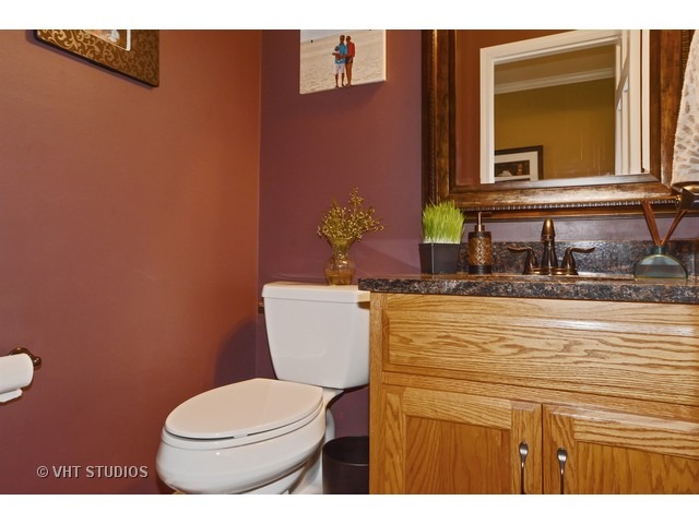 1527 Carlyle Rd, Naperville, IL 60564 photo 9