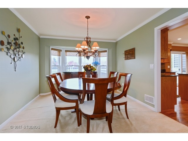 1527 Carlyle Rd, Naperville, IL 60564 photo 8