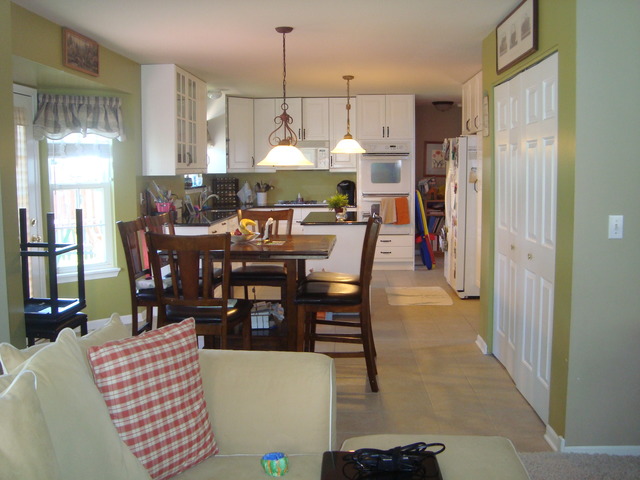 2028 Fairfield Dr, Plainfield, IL 60586 photo 4