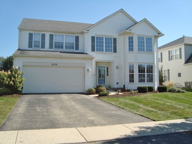 2028 Fairfield Dr, Plainfield, IL 60586 photo 1