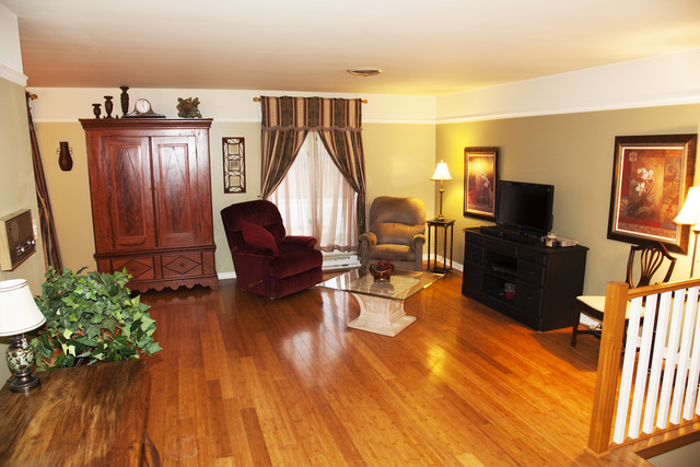 2015 W Grace St, Kankakee, IL 60901 photo 5