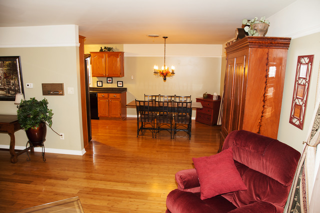 2015 W Grace St, Kankakee, IL 60901 photo 6