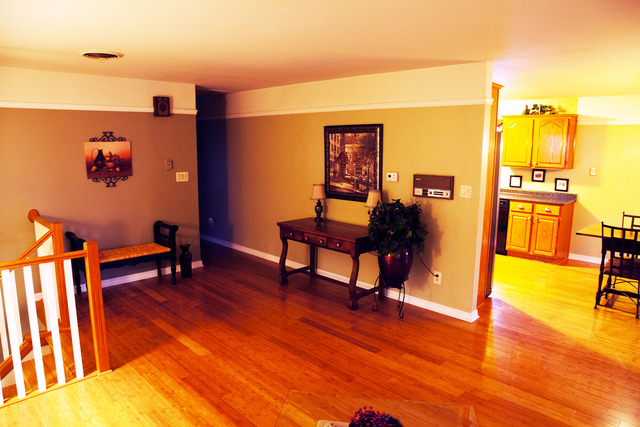2015 W Grace St, Kankakee, IL 60901 photo 4