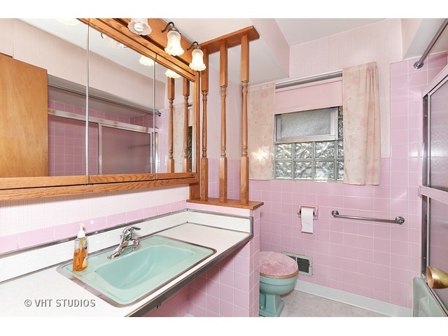 993 Roslyn Rd, Olympia Fields, IL 60461 photo 5