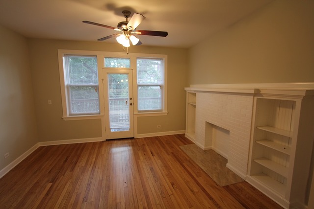 6018 S Champlain Ave, Chicago, IL 60637 photo 2