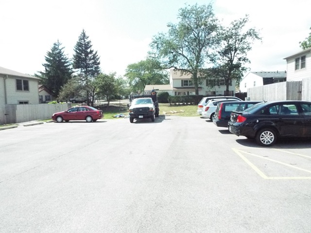 1829 Sessions Walk, Hoffman Estates, IL 60169 photo 4
