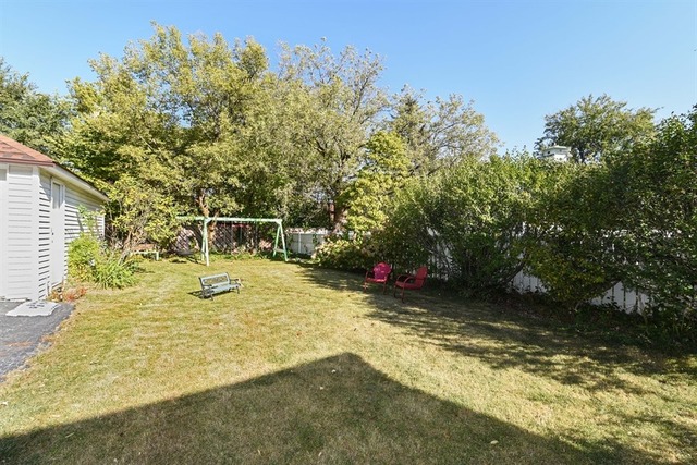 384 Herrick Rd, Riverside, IL 60546 photo 16