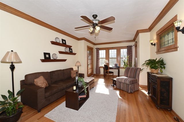 384 Herrick Rd, Riverside, IL 60546 photo 2