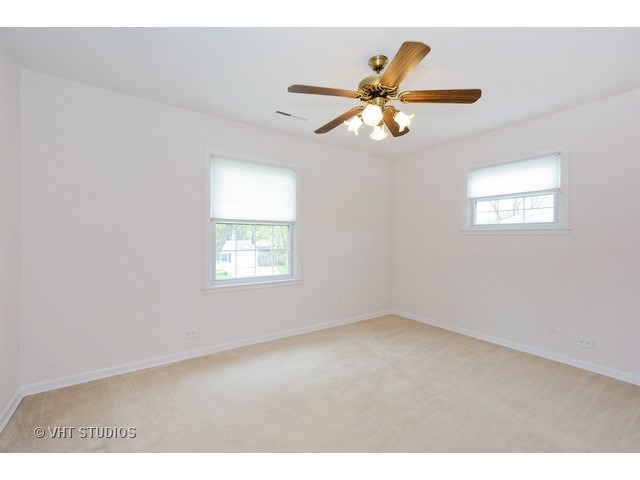 1837 Taft Ave E, Rolling Meadows, IL 60008 photo 16