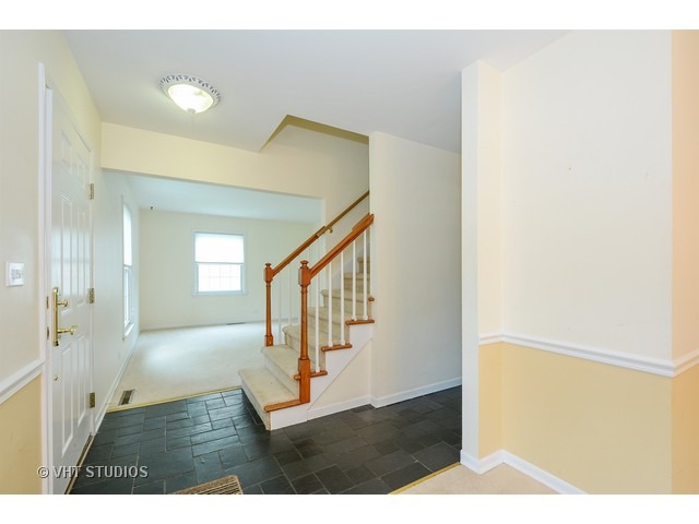1837 Taft Ave E, Rolling Meadows, IL 60008 photo 2
