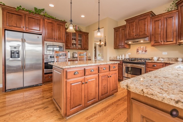 13008 Skyline Dr, Plainfield, IL 60585 photo 5