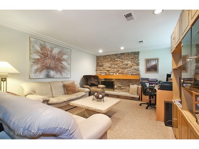 3337 Maple Leaf Dr, Glenview, IL 60026 photo 7