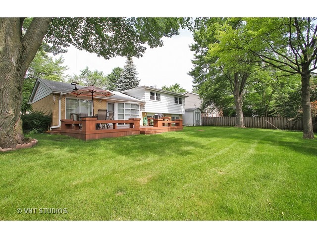 3337 Maple Leaf Dr, Glenview, IL 60026 photo 15