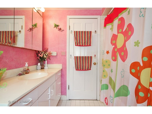 3337 Maple Leaf Dr, Glenview, IL 60026 photo 12