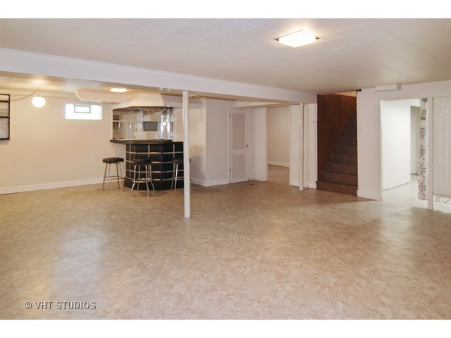328 E Quincy St, Riverside, IL 60546 photo 6