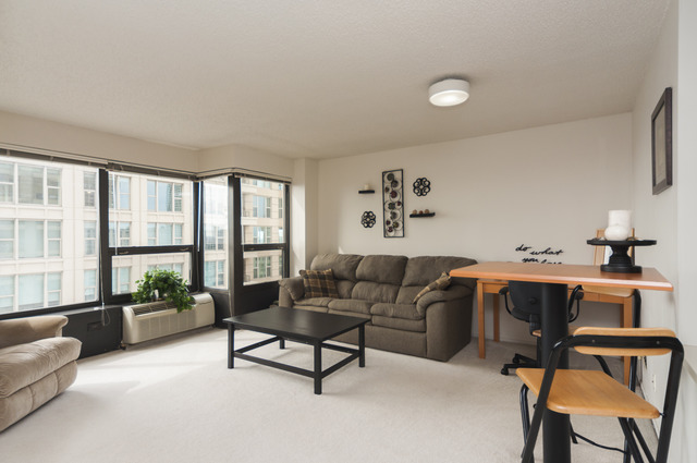 30 E Huron St #3706, Chicago, IL 60611 photo 2