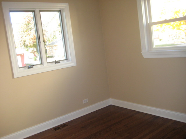405 N Forest Ave, Hillside, IL 60162 photo 10