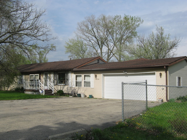 2204 N Fairview Ave, Lockport, IL 60441 photo 1
