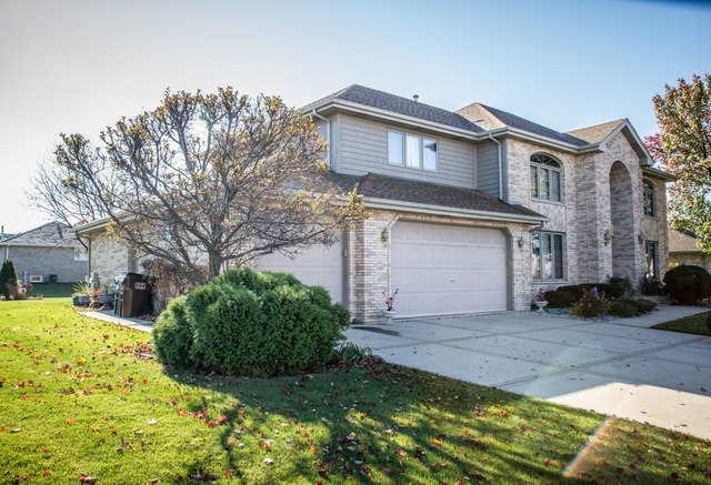 19337 Everett Ln, Mokena, IL 60448 photo 2