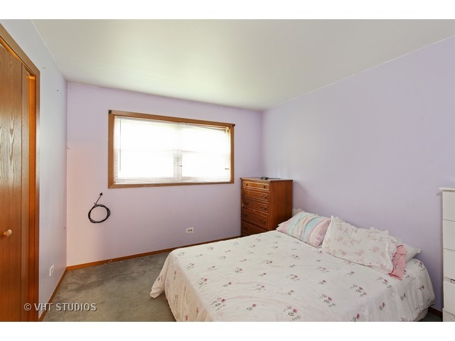 185 S La Londe Ave, Addison, IL 60101 photo 17