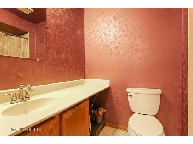 185 S La Londe Ave, Addison, IL 60101 photo 12