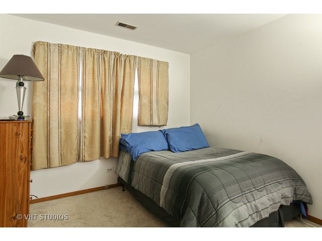 185 S La Londe Ave, Addison, IL 60101 photo 11