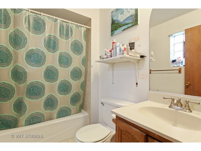 185 S La Londe Ave, Addison, IL 60101 photo 16